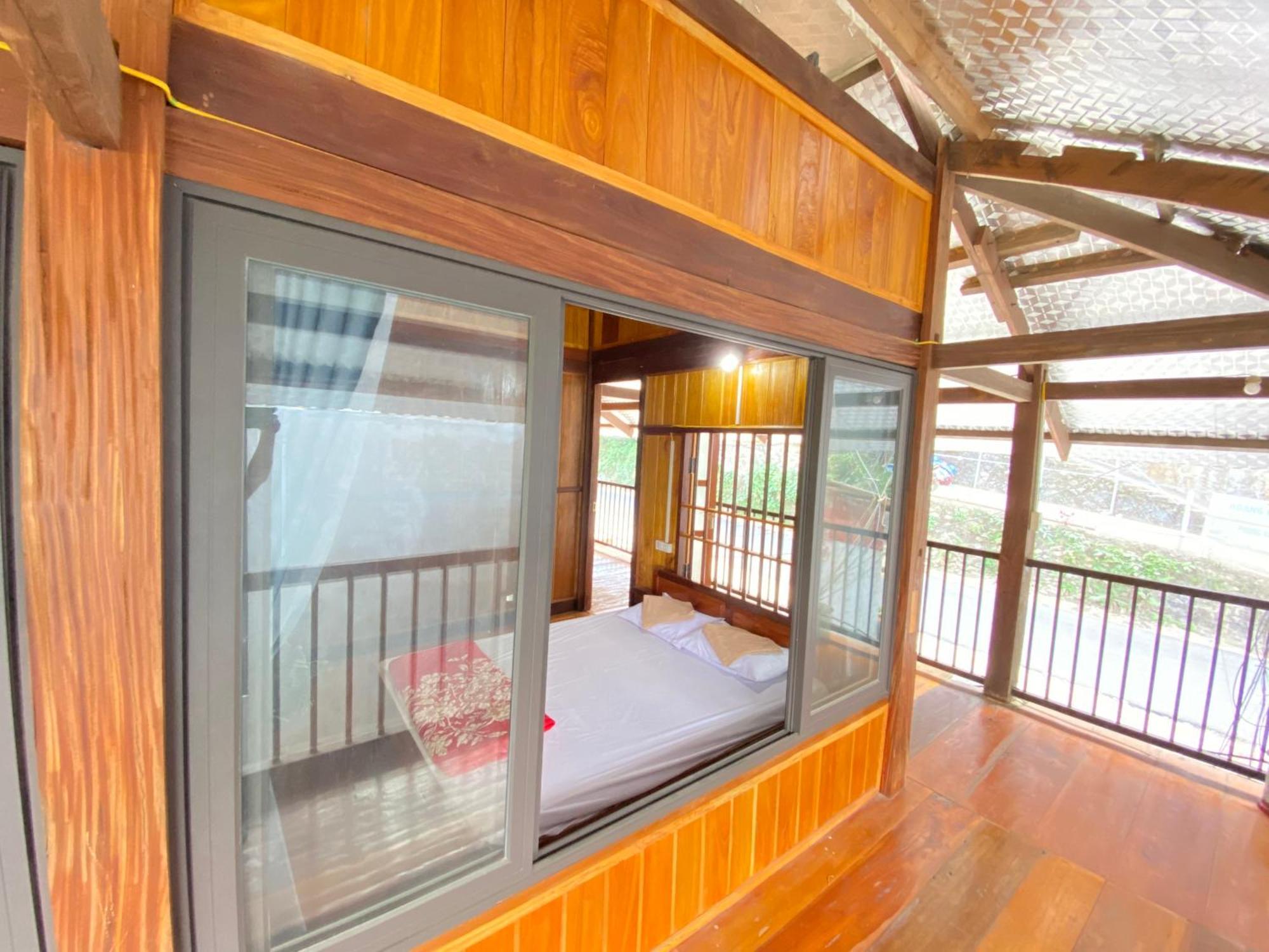 Duy Tuyen Ba Be Homestay Free Bbq Bac Kan Exterior foto