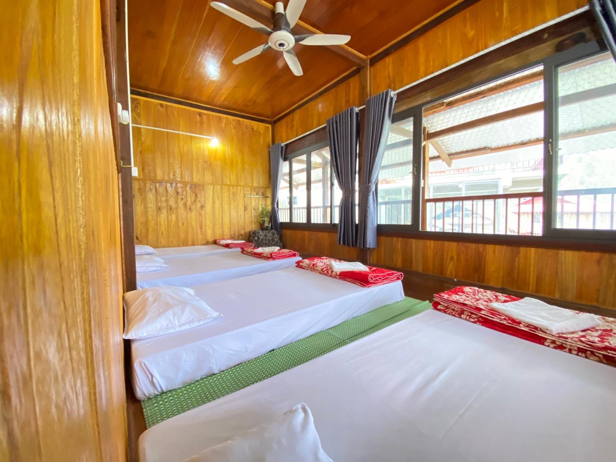 Duy Tuyen Ba Be Homestay Free Bbq Bac Kan Exterior foto